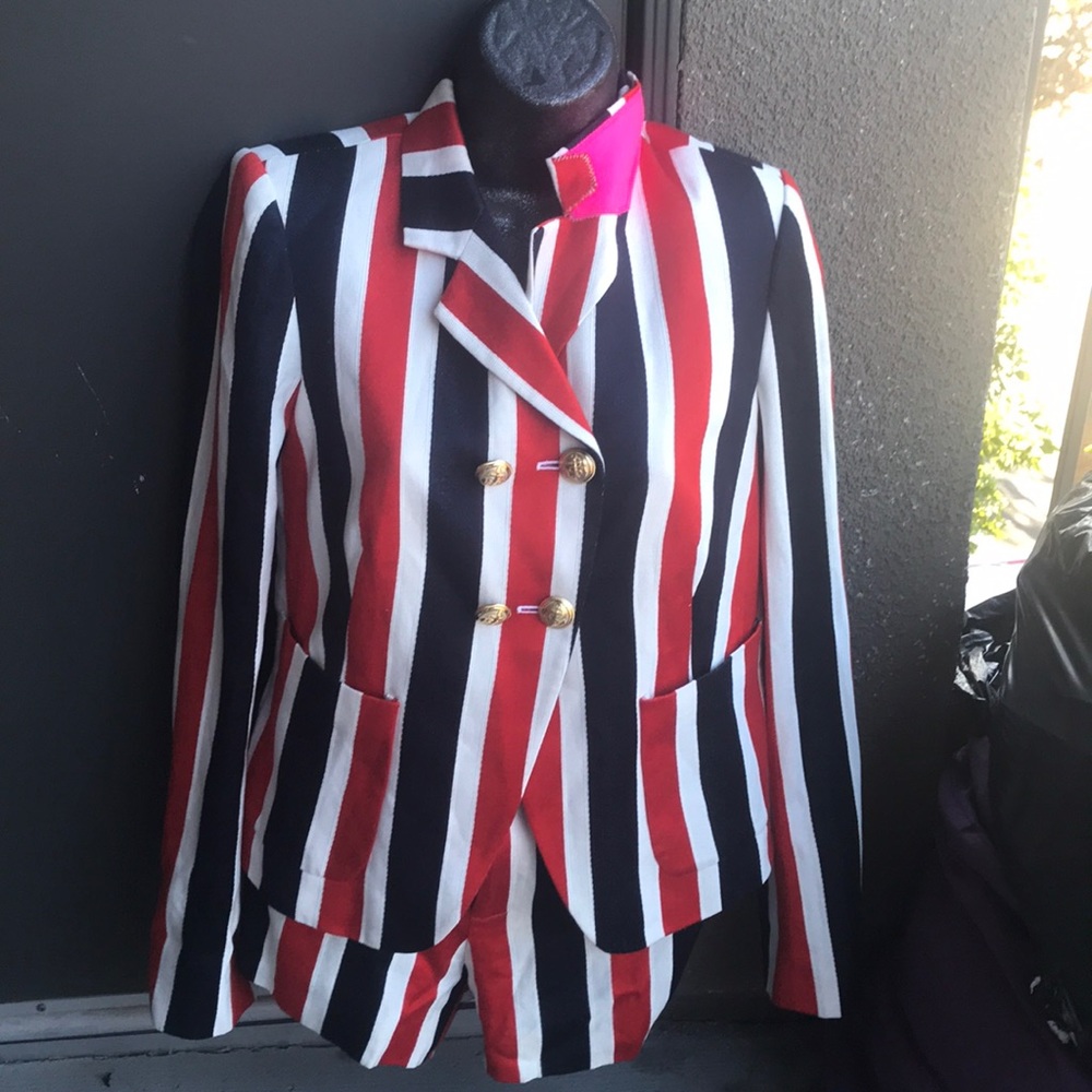 Today Sale “Short 2 piece Suit NWT